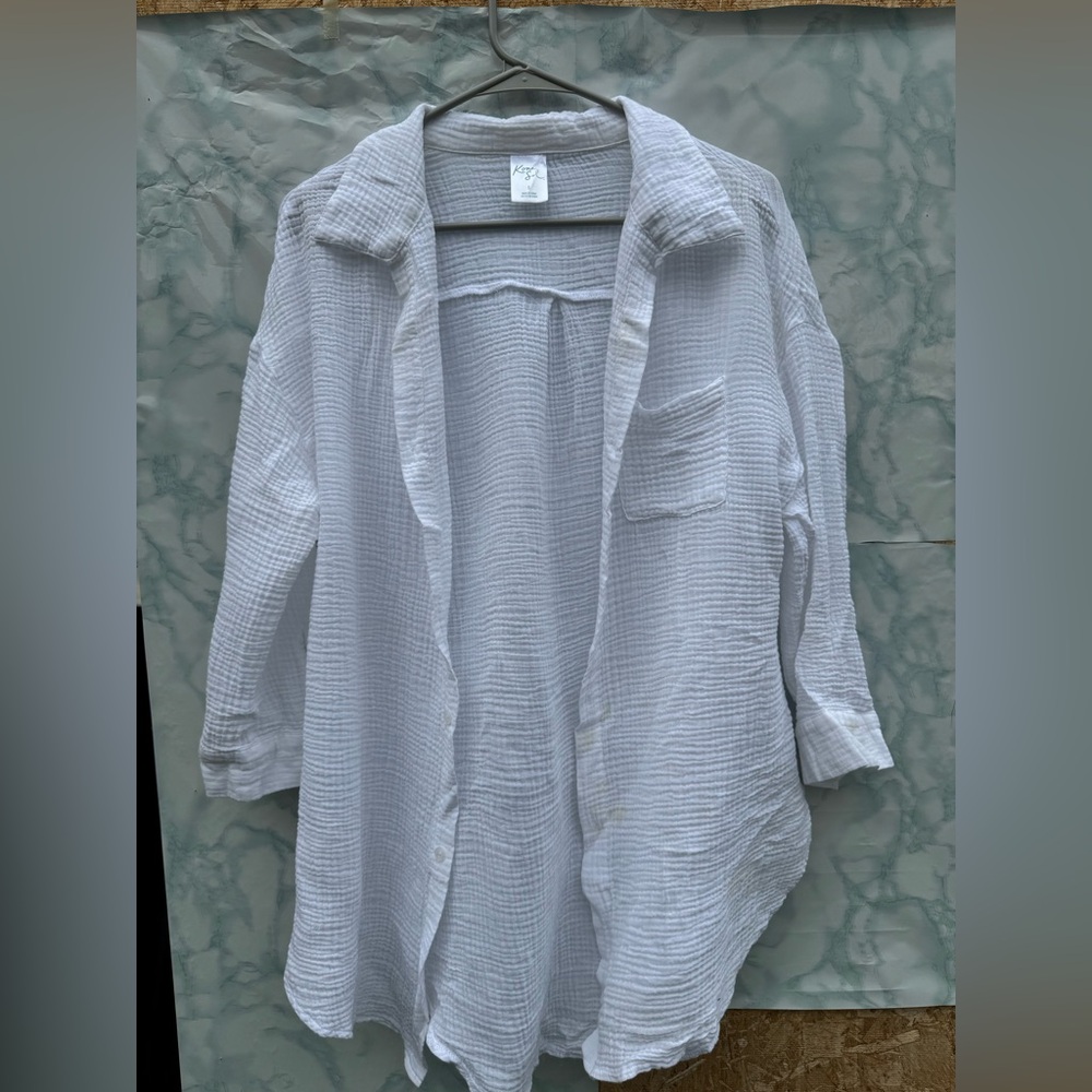 Kona Sol Textured White Blouse